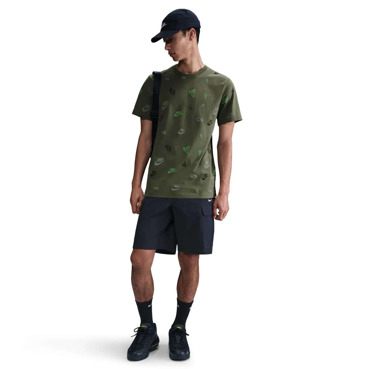 Nike Sportswear t-shirt uomo L in cotone grafica