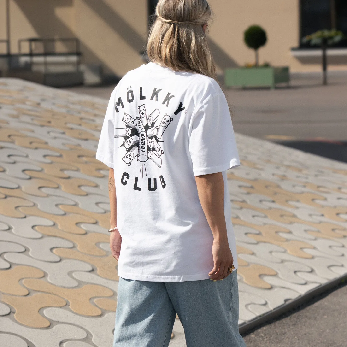 Karhu Mölkky Club t-shirt White Black cotone relaxed