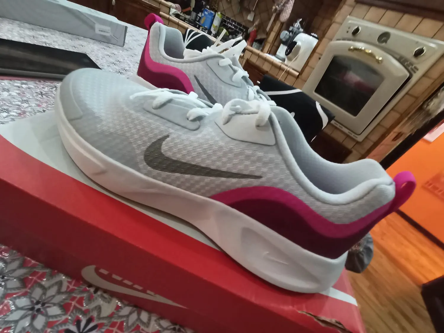 Nike Wearallday scarpe bimbo 22 EU leggere