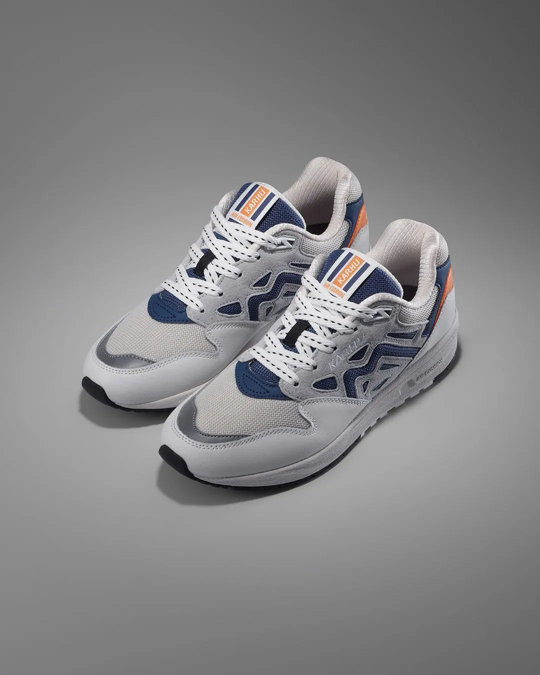 Karhu Legacy 96 Scarpe Bright White True Navy pelle