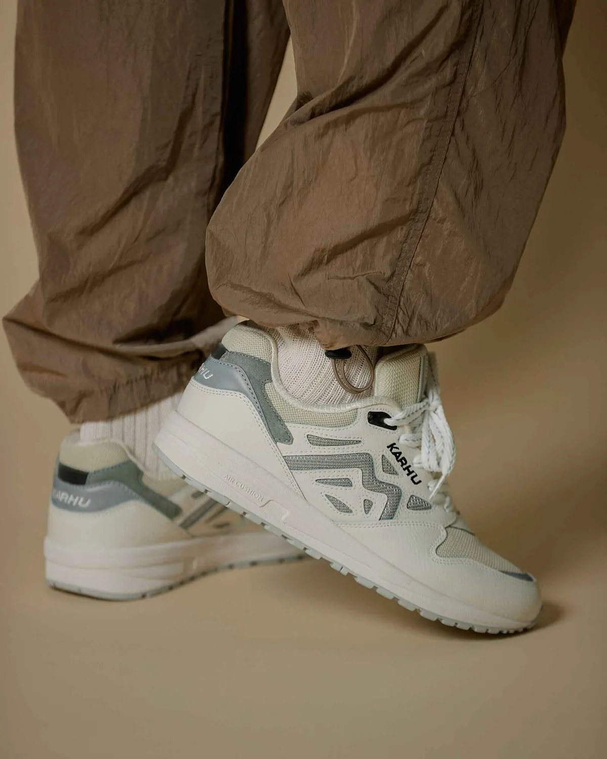 Karhu Legacy 96 Sneakers Cloud Dancer Limestone pelle