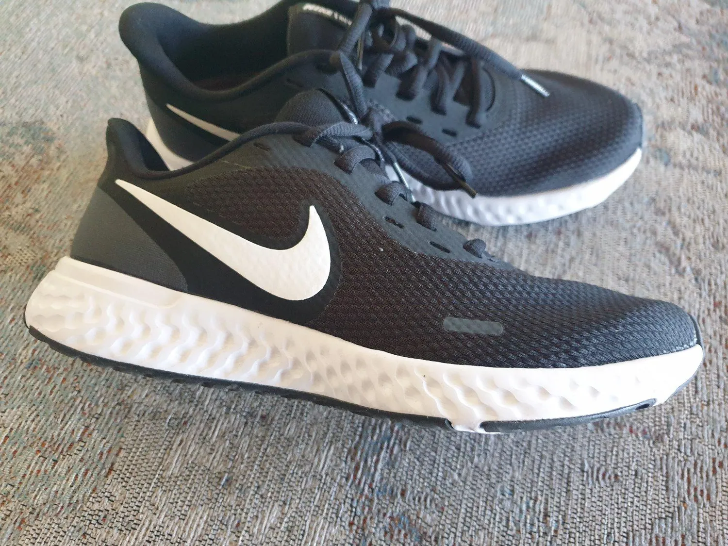 Nike Revolution 5 scarpe corsa donna nero