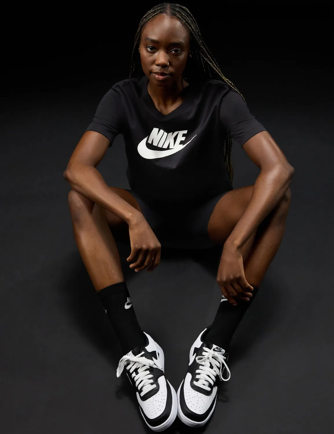 Nike Sportswear Essential Icon T-shirt donna nero cotone