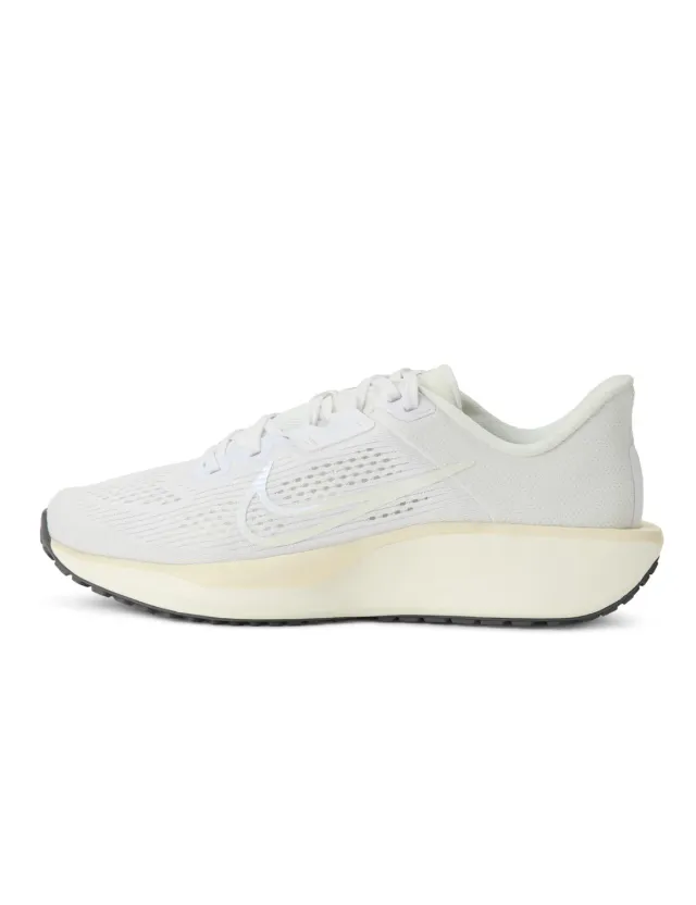 Nike Quest 6 scarpe running donna bianco ammortizzate
