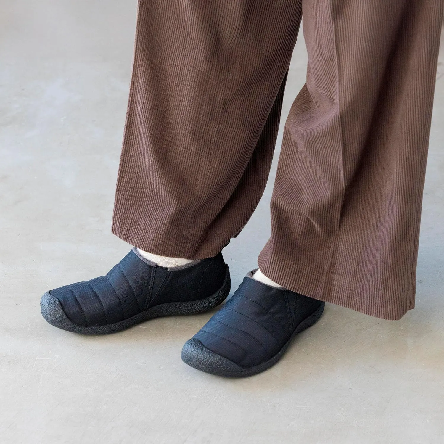KEEN Howser II pantofole uomo memory foam