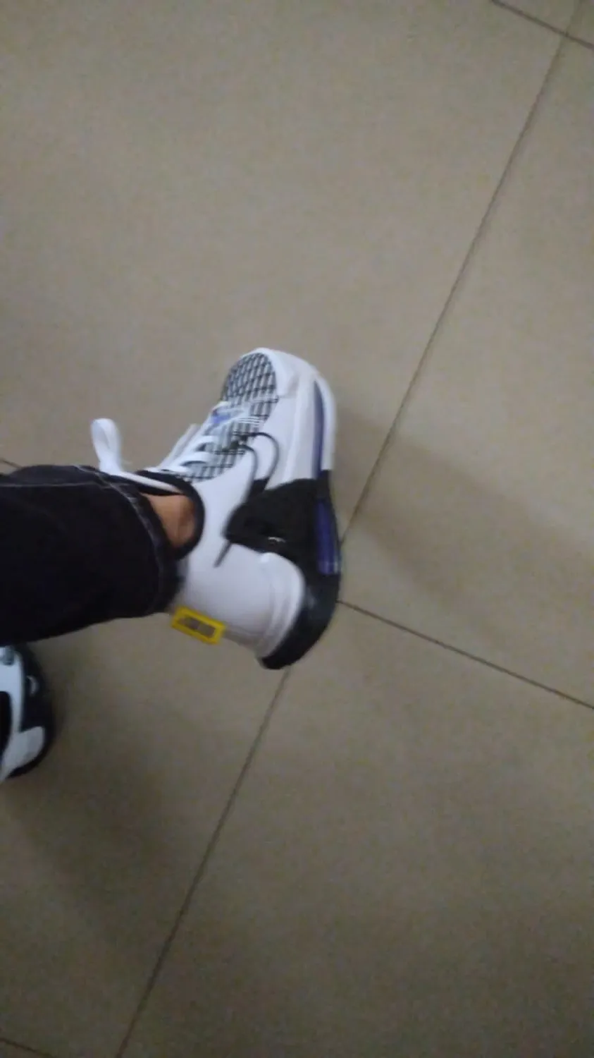 Nike LeBron Witness 6 scarpe basket nero 44,5 EU ammortizzate