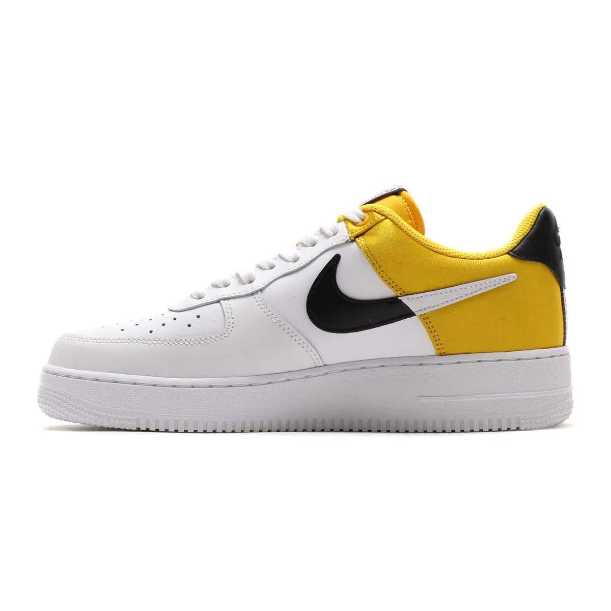 Nike Air Force 1 07 LV8 2 sneakers uomo 11 nero giallo