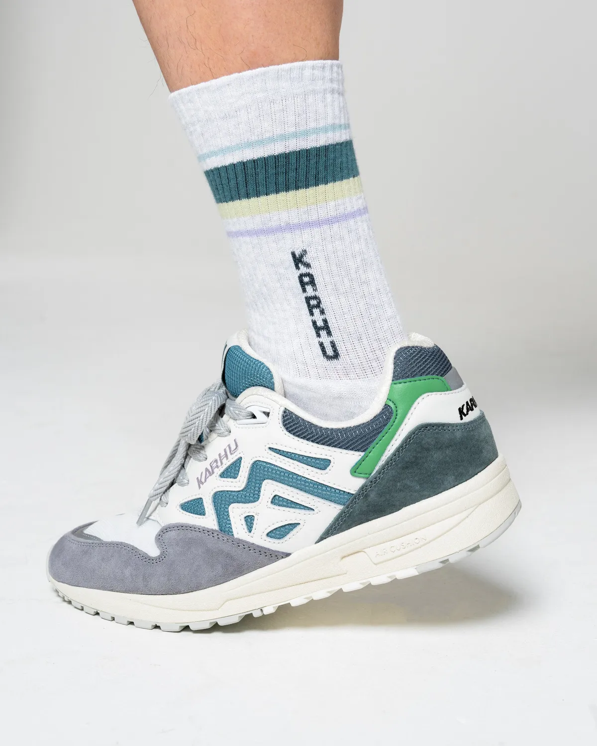 Karhu Legacy 96 Sneakers Sleet Brittany Blue suede