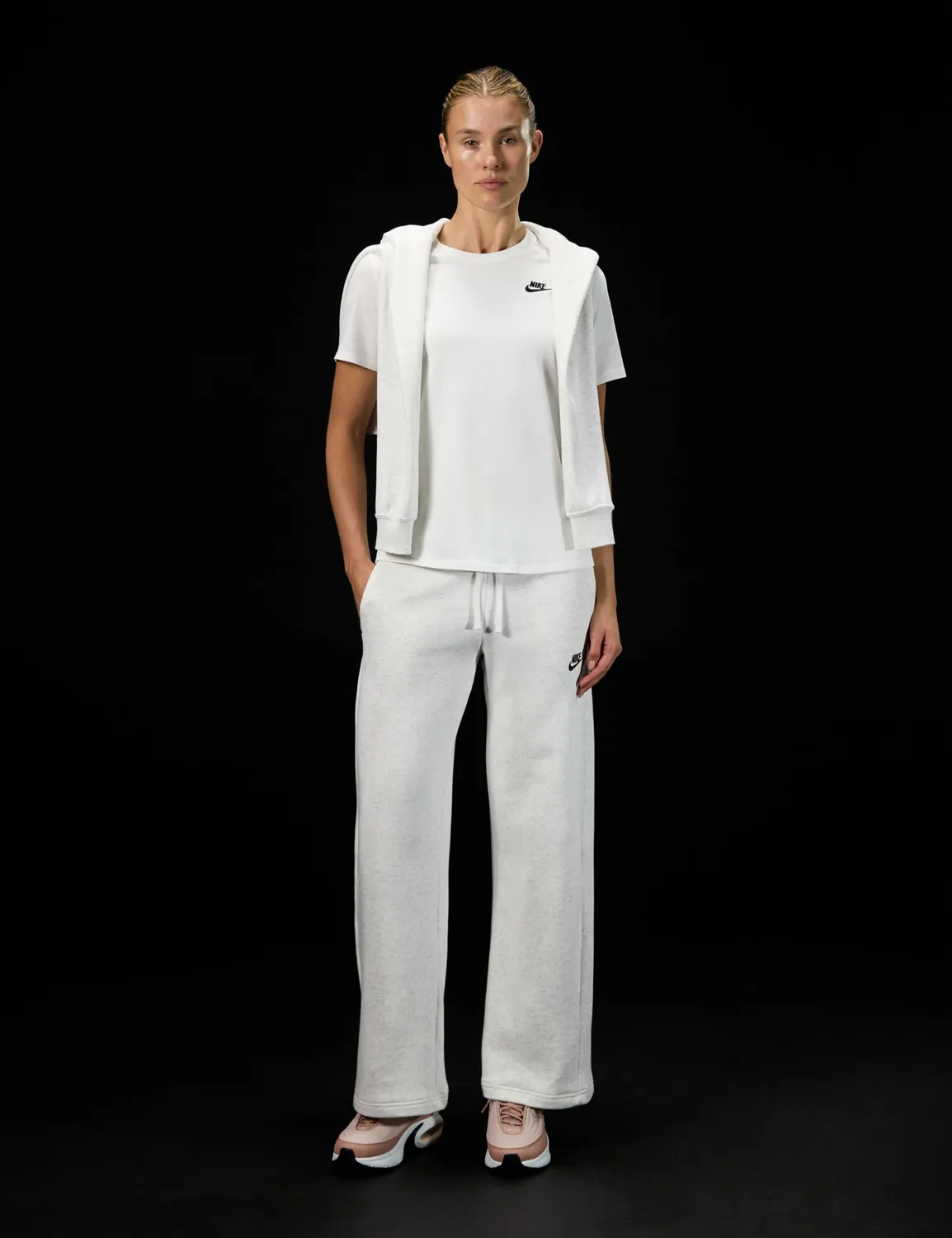 Nike NSW Club T-shirt Donna cotone manica corta