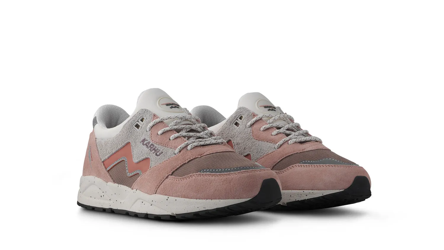 Karhu Aria 95 sneakers adobe rose camoscio
