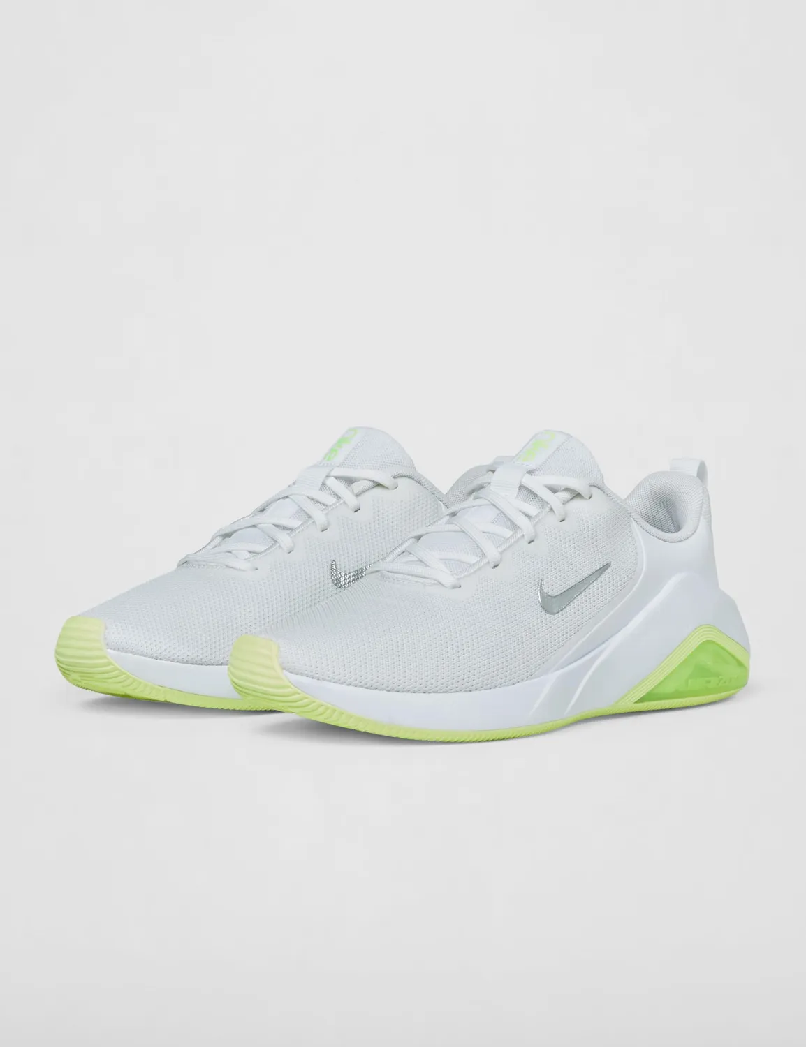 Nike Bella 7 scarpe training donna 38.5 EU bianco ammortizzate