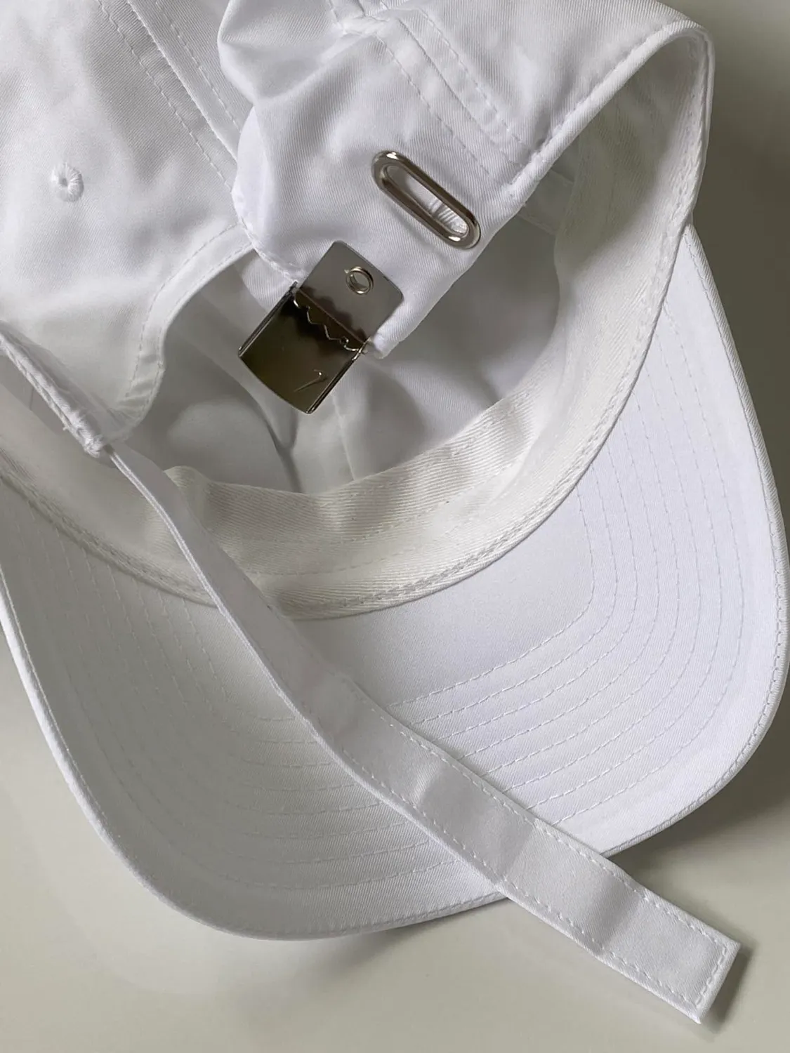 Nike Club berretto baseball bimbo bianco