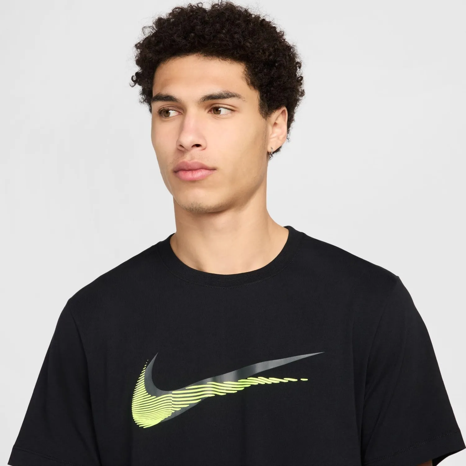 Nike Sportswear NSW Tee t-shirt uomo S nero cotone