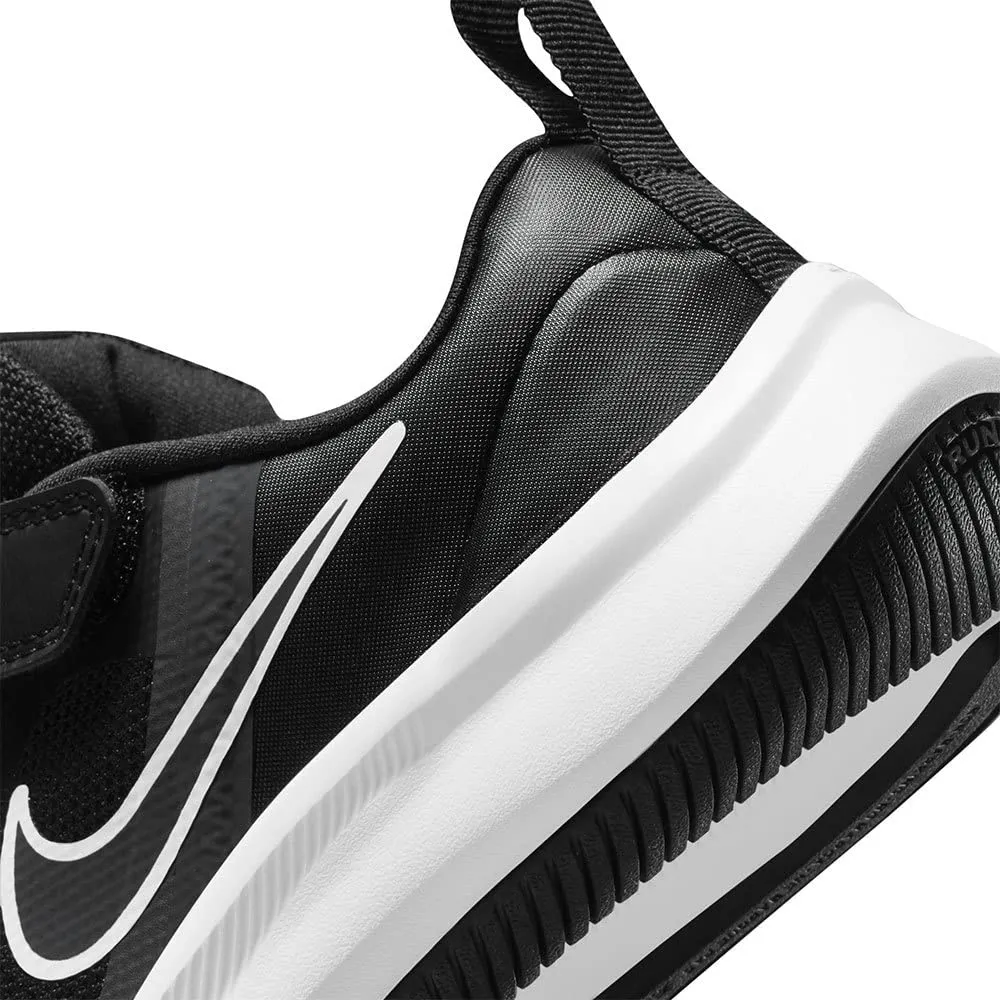 Nike Star Runner 3 scarpe running bambino 28.5 grigio nero