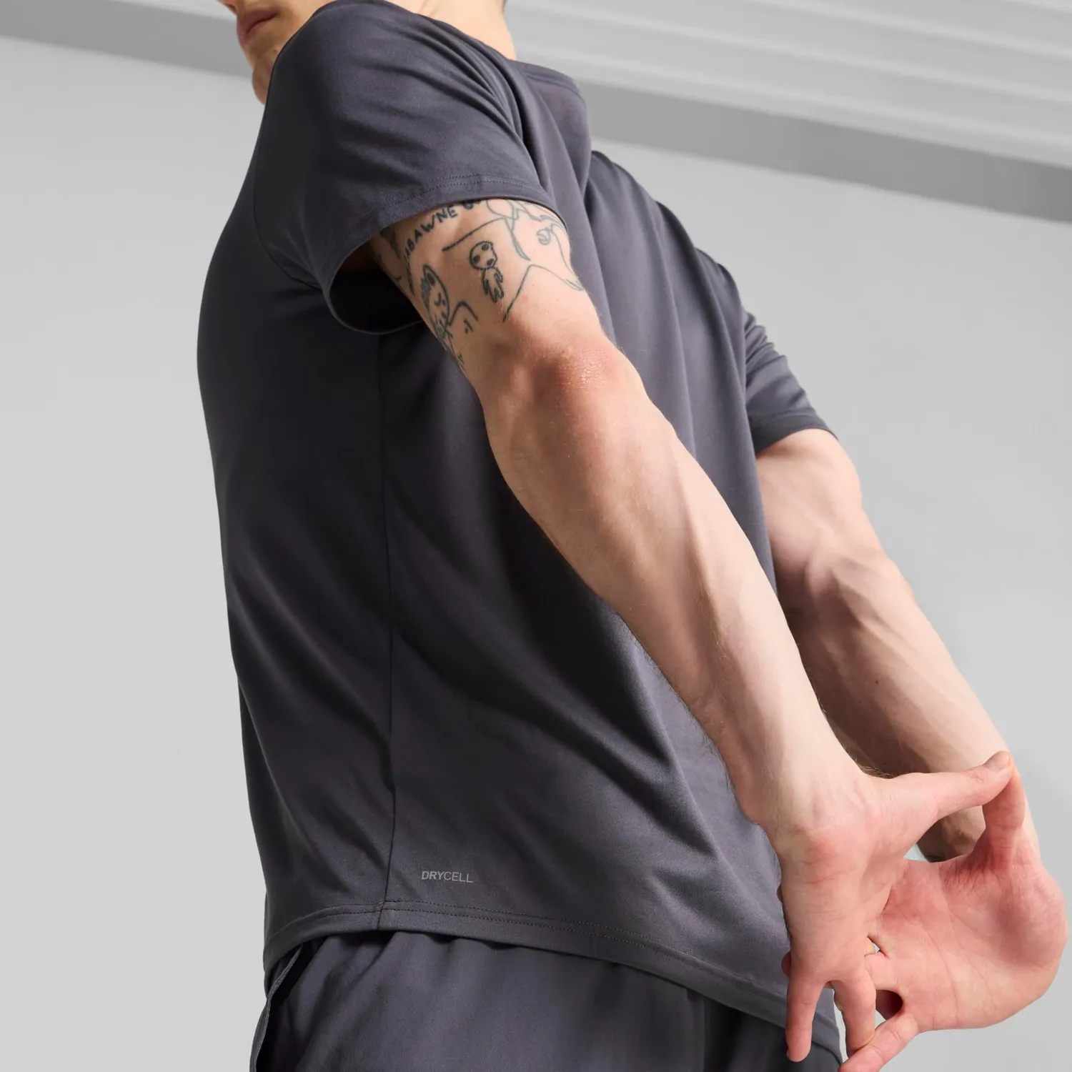 Puma Tad Essentials Solid Cat Tee maglietta logo piccolo