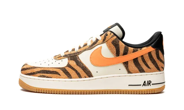 Nike Air Force 1 scarpe basket latte cocco 42.5 arancione