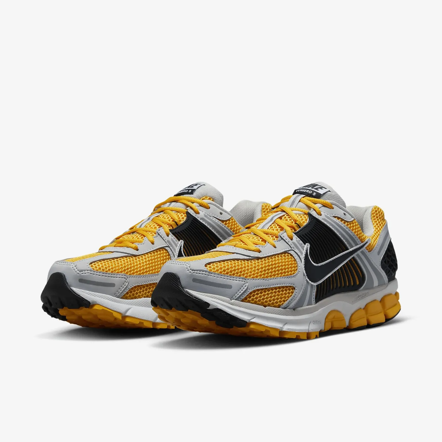 Nike Vomero 5 sneaker uomo street ammortizzata