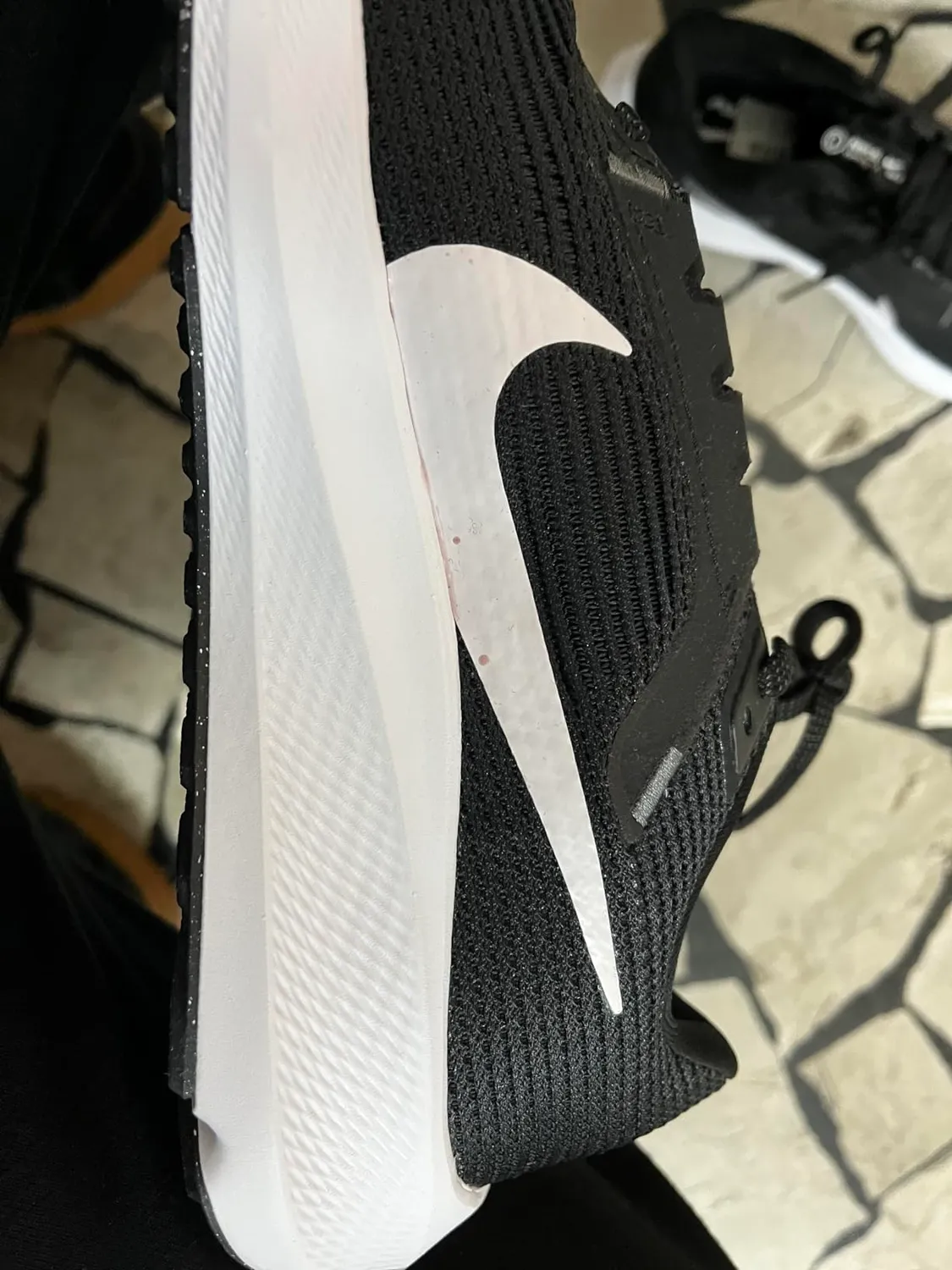 Nike Pegasus 40 PRM scarpe running nero bianco cremisi