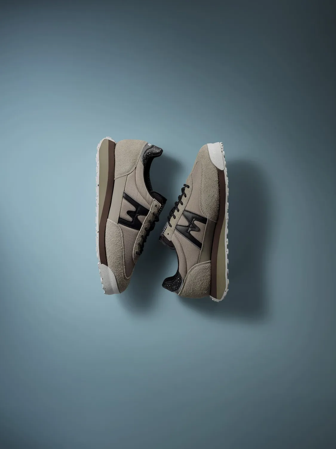 Karhu Mestari Control scarpe vintage khaki caviar