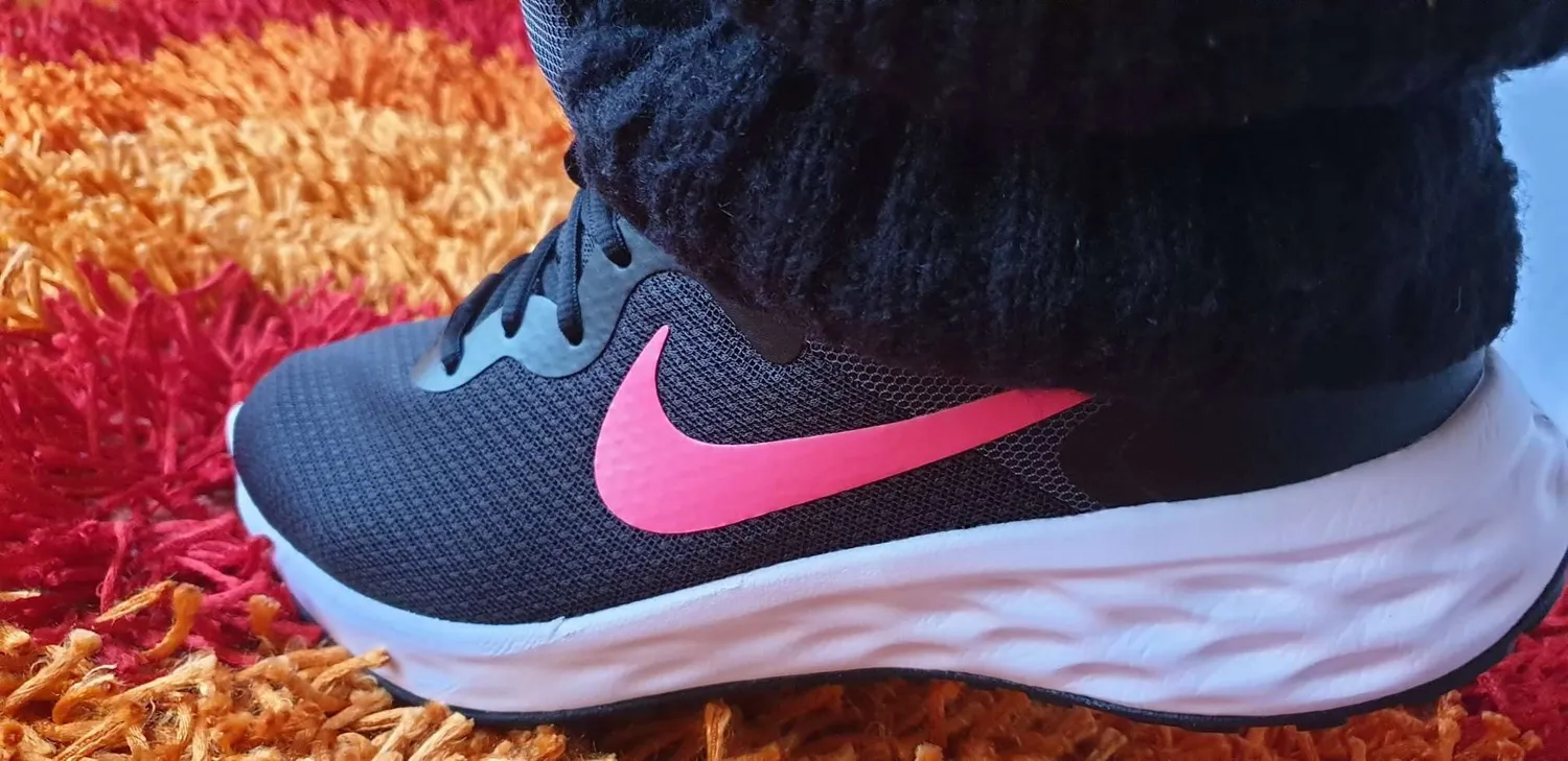 Nike Revolution 6 Next Nature sneaker donna nere traspiranti