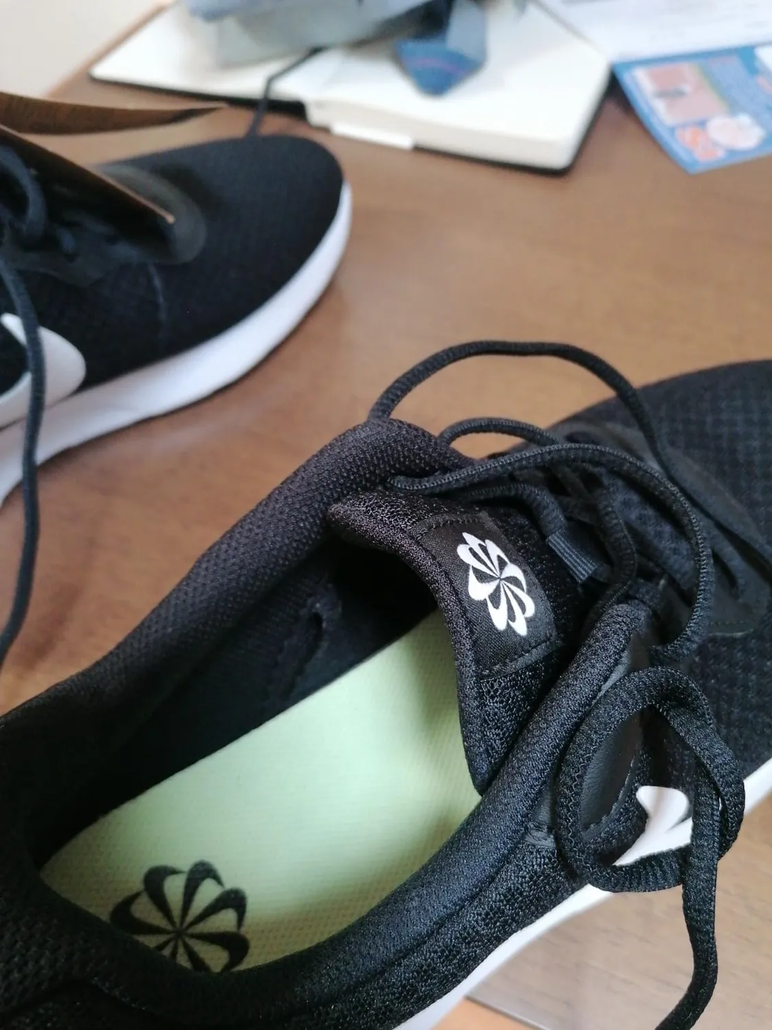 Nike Tanjun scarpe da ginnastica uomo 43 EU grigie traspiranti