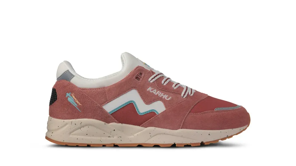 Karhu Aria 95 sneakers Light Mahogany White Flower Pack