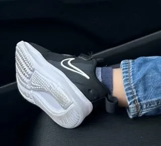 Nike Star Runner 3 scarpe running bambino 28.5 grigio nero