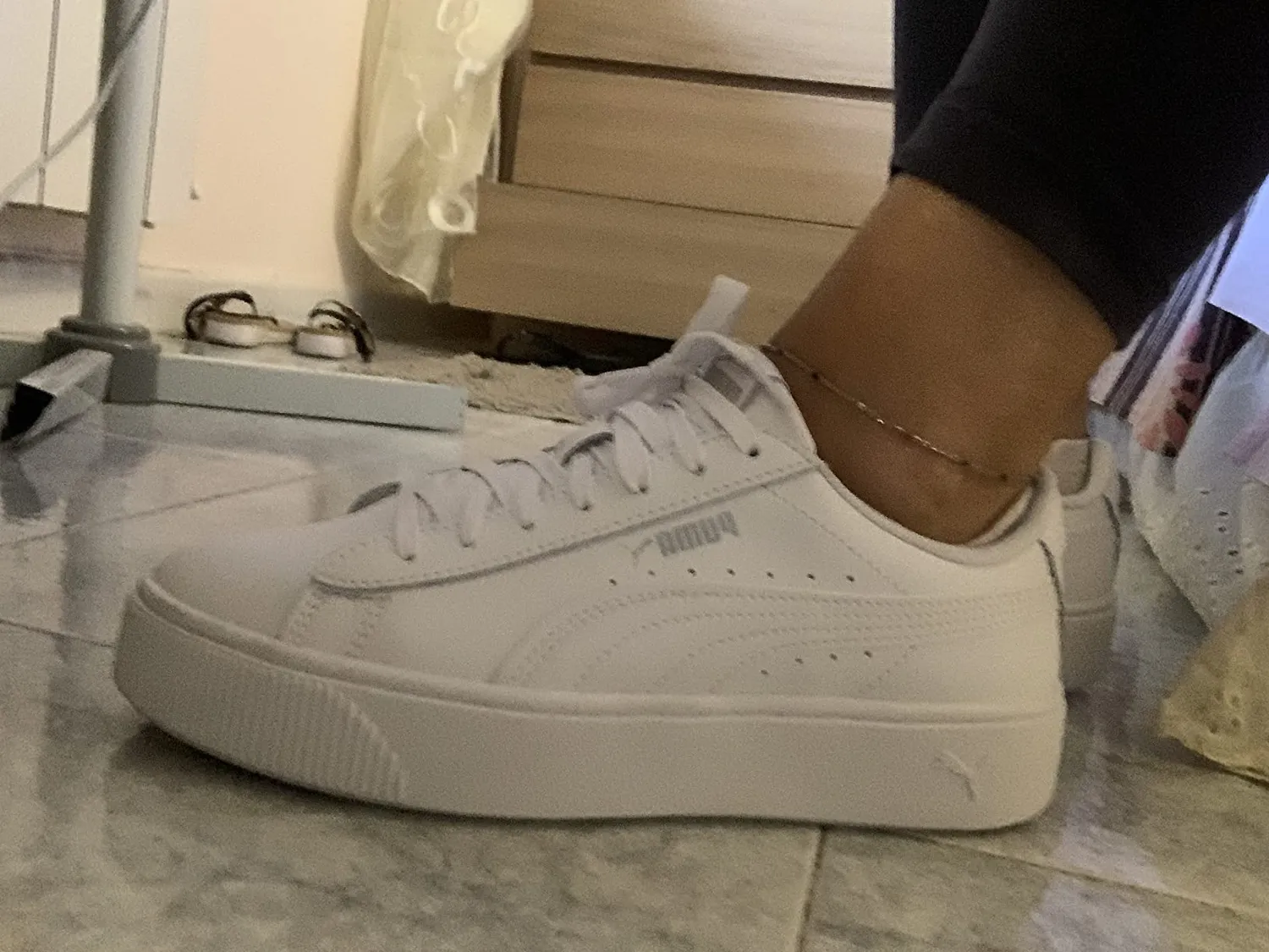 Puma Vikky Scarpe da Ginnastica Donna 41 EU Pelle
