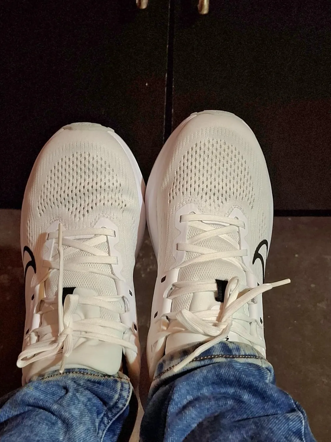 Nike Quest 6 scarpe running uomo mesh