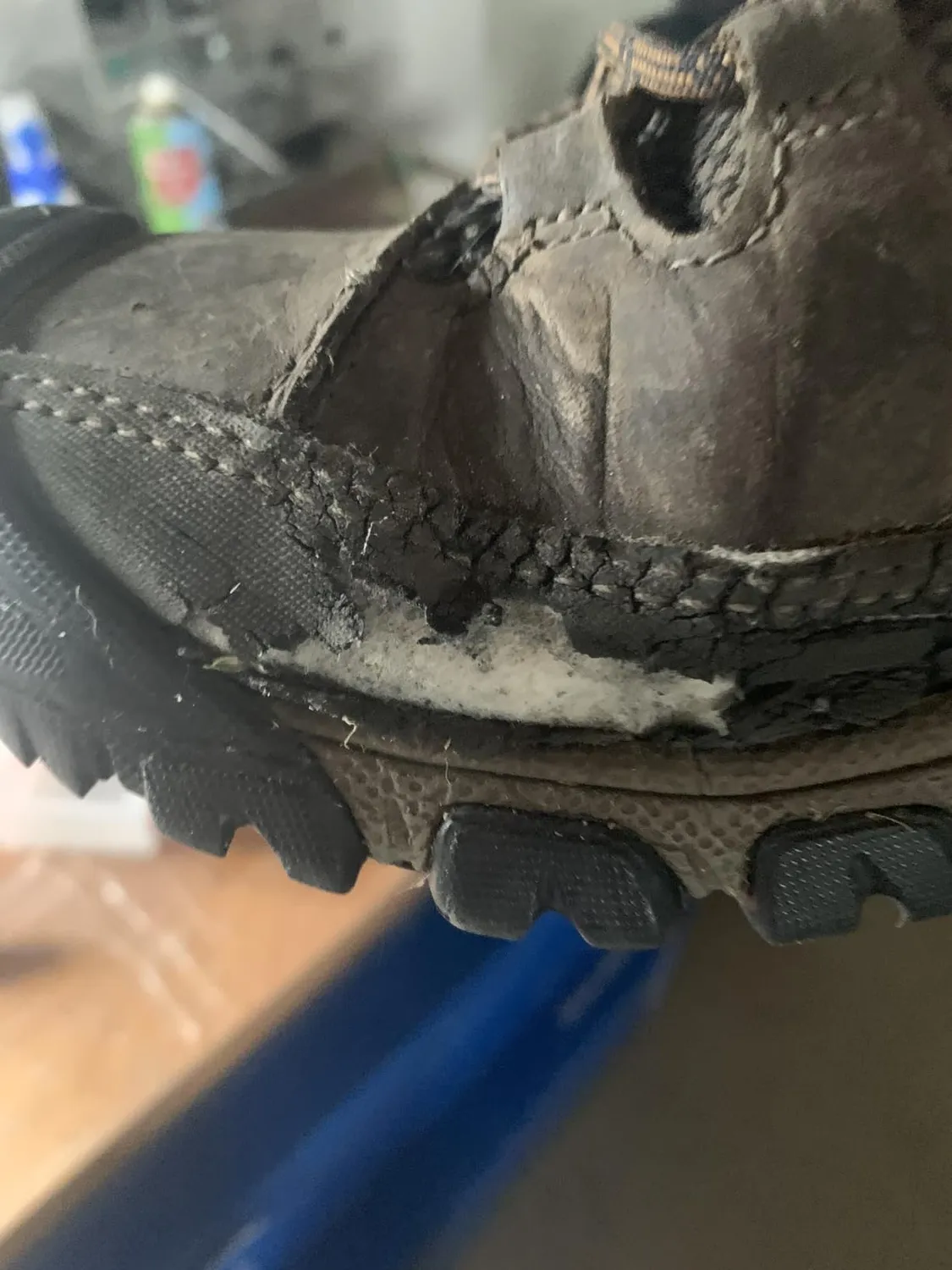 KEEN Targhee III Mid scarponi trekking nero marrone