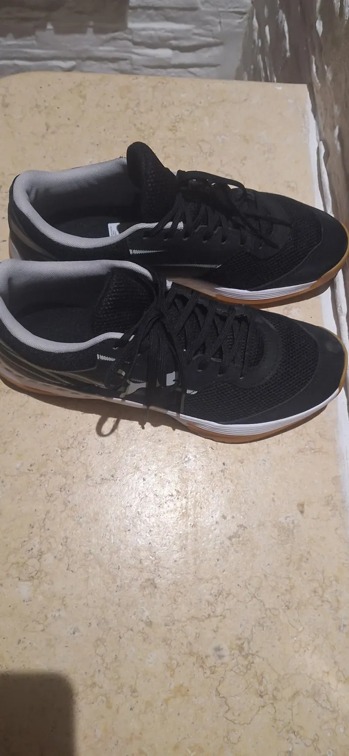 PUMA Varion II scarpe indoor unisex da palestra