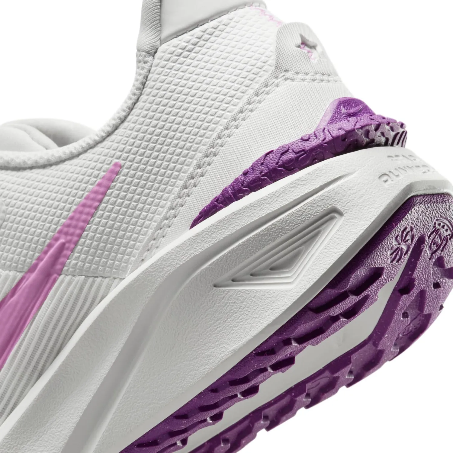 Nike Star Runner 4 scarpe corsa 38.5 EU unisex leggera