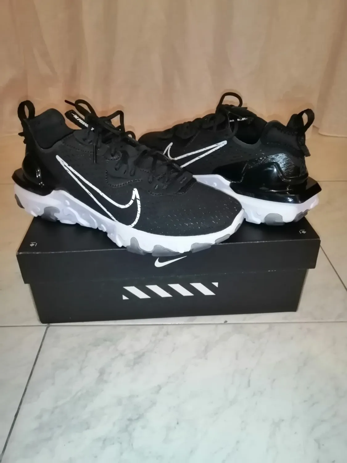 Nike React Vision scarpe running nero 44 EU