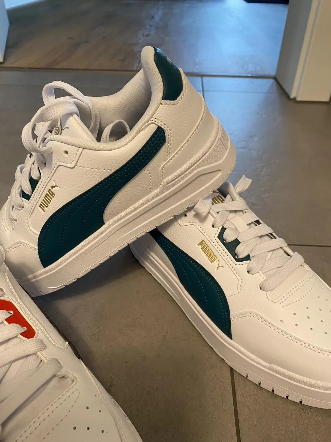 Puma Shuffle Downtown sneakers ragazzi bianche oro