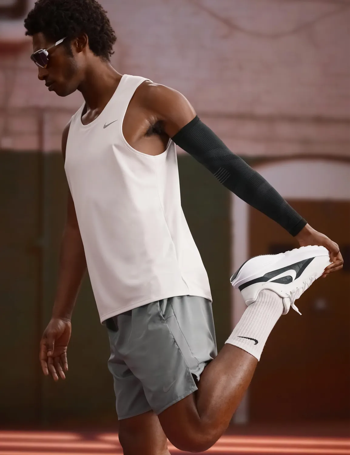 Nike Downshifter 14 scarpe corsa uomo 41 EU mesh