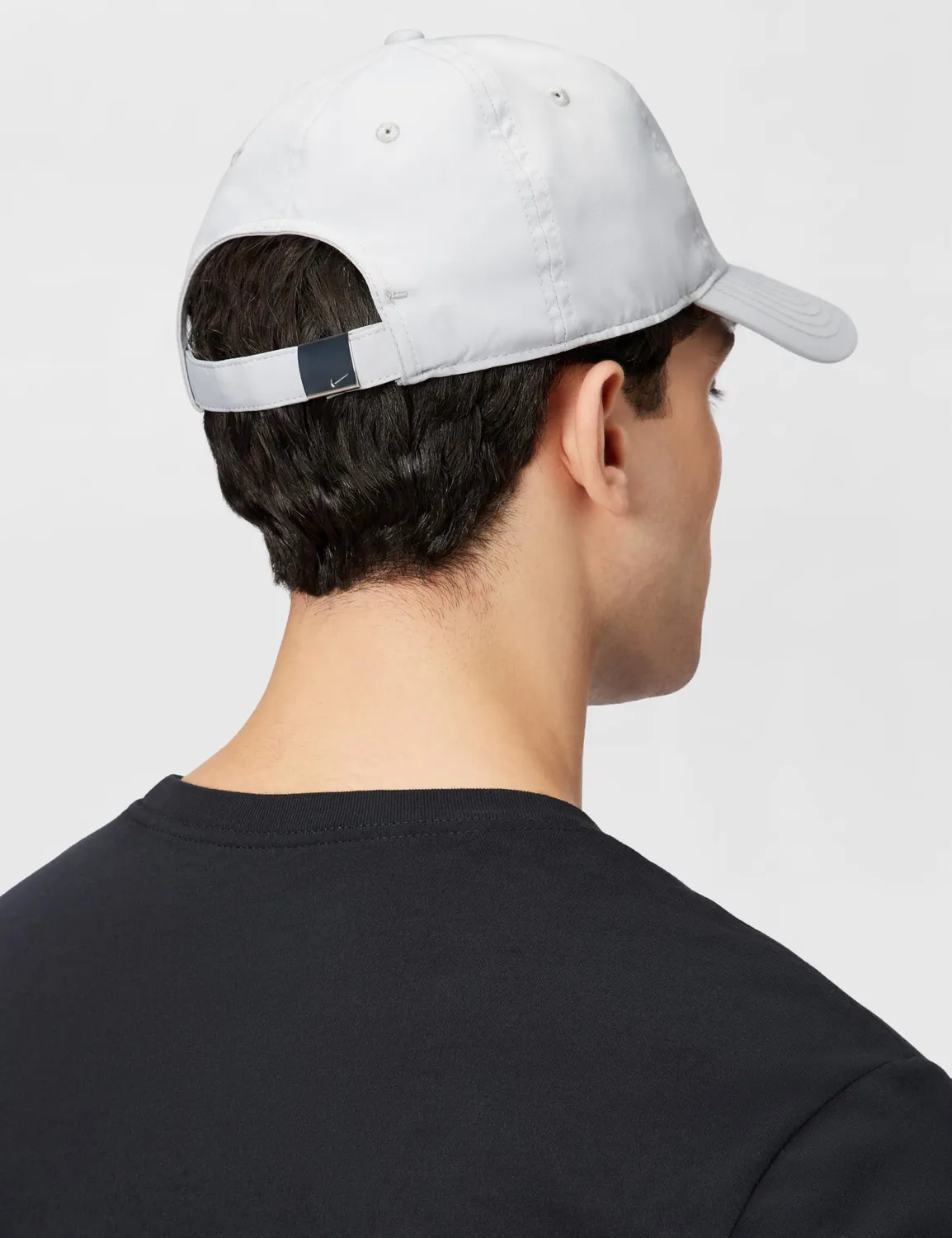Nike Dri-Fit Club cappellino M traspirante con visiera