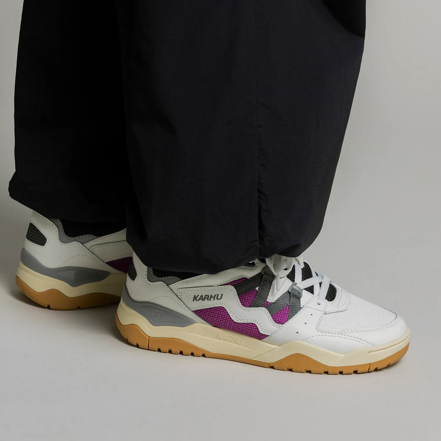 Karhu Fusion XT Bright White Turbulence sneakers mesh