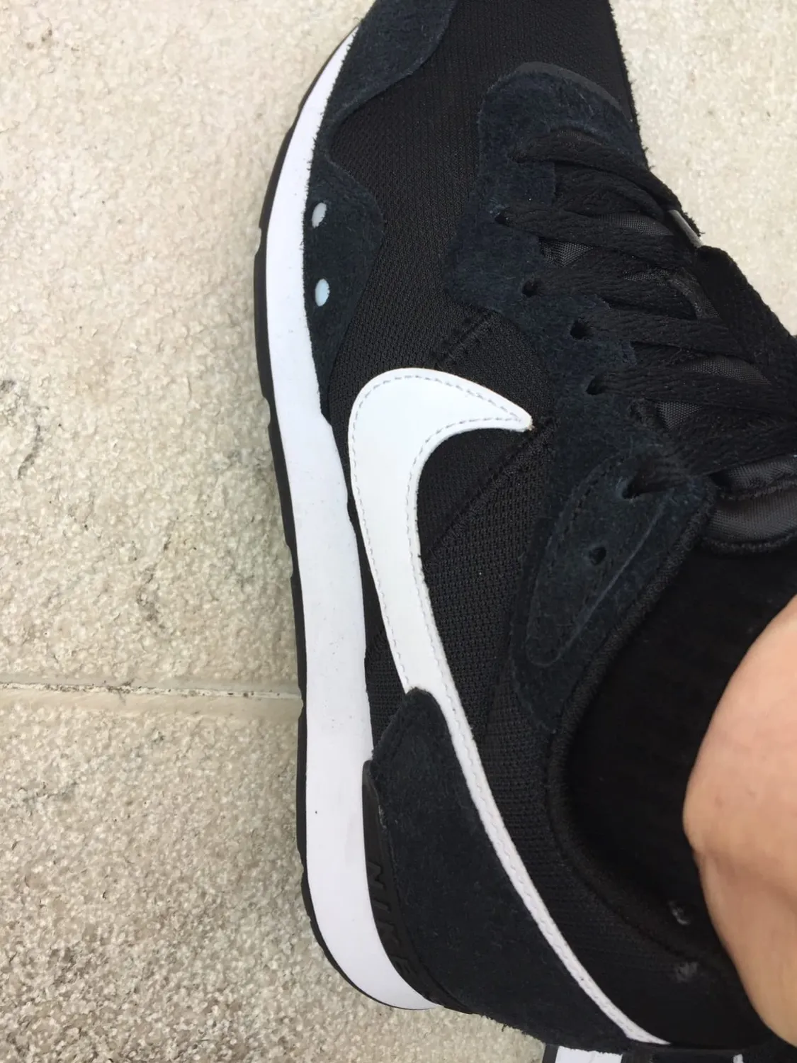 Nike Venture Runner scarpe ginnastica donna traspiranti