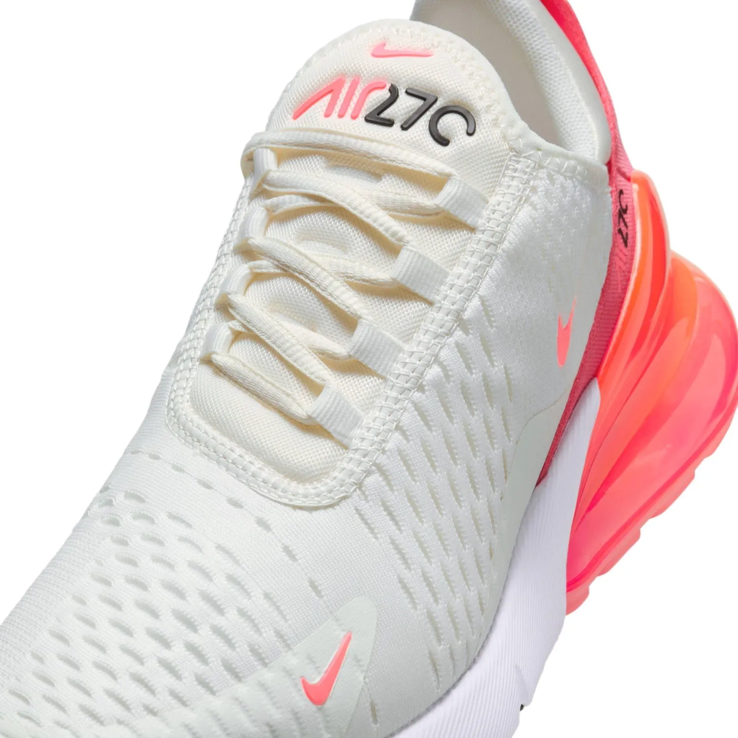 Nike Air Max 270 sneakers donna lifestyle con Max Air