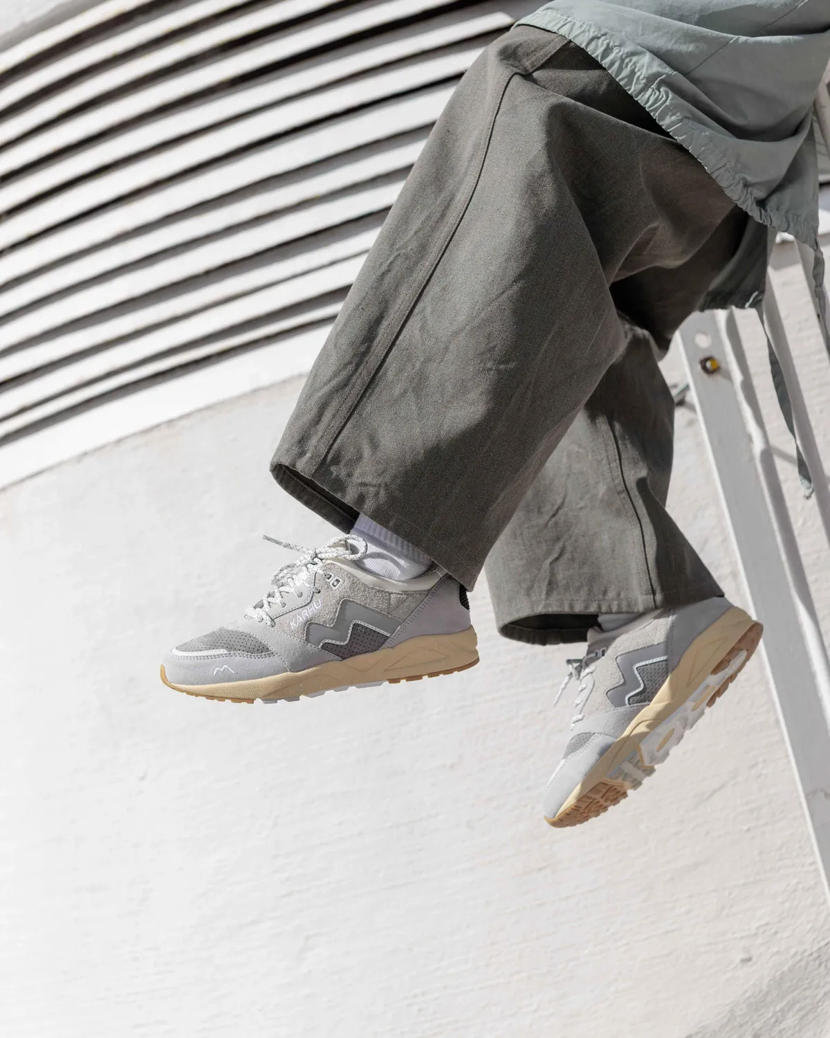 Karhu Aria 95 sneakers Lunar Rock Foggy Dew beige