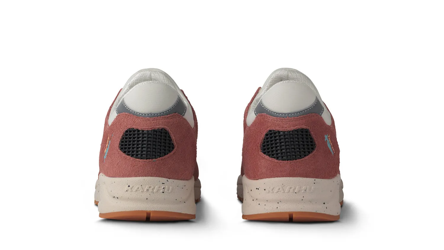 Karhu Aria 95 sneakers Light Mahogany White Flower Pack
