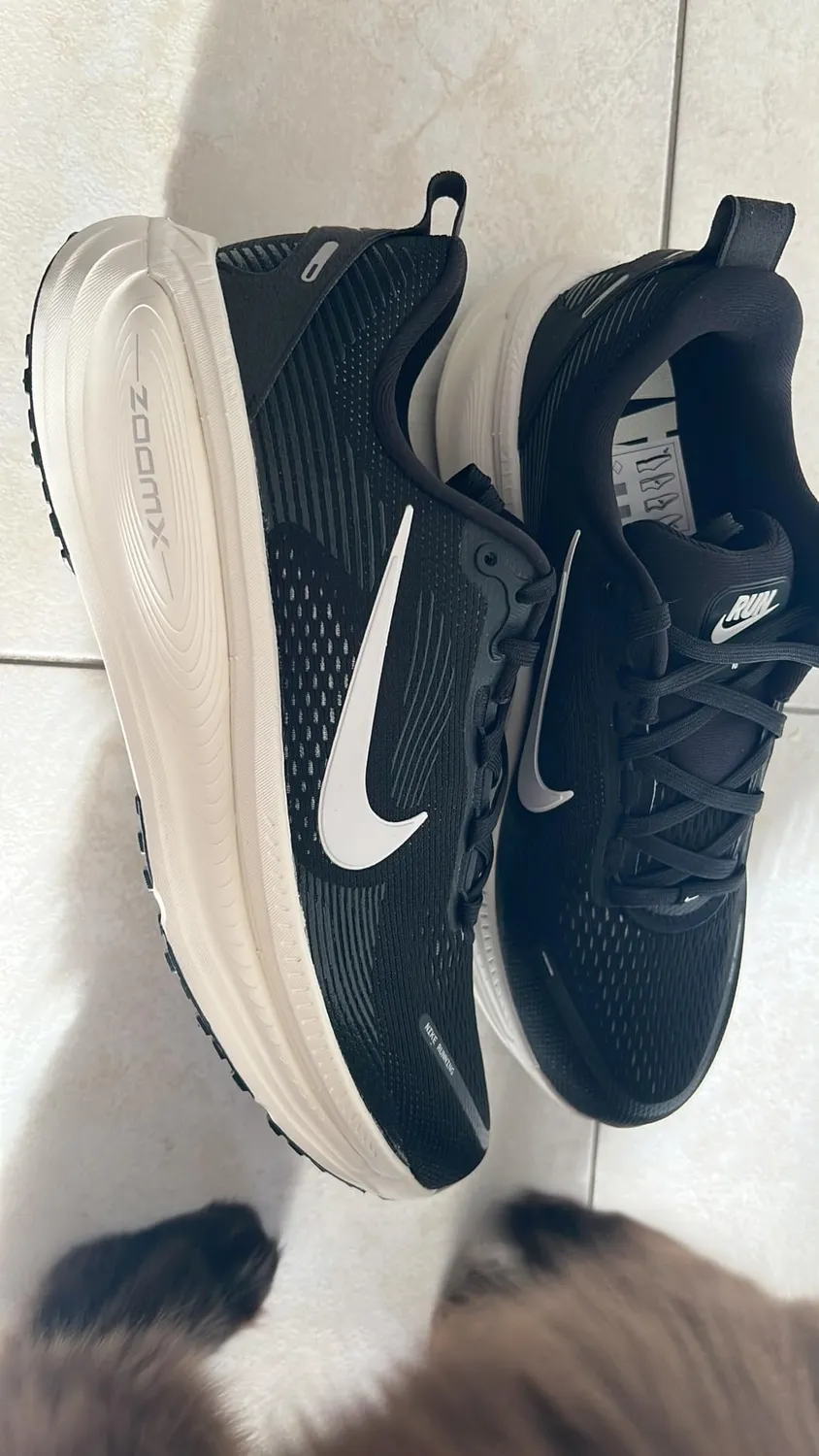 Nike Vomero 18 sneakers uomo running ammortizzate ZoomX