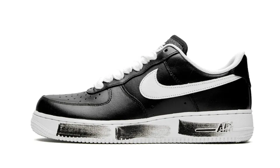 Nike Air Force 1 07 LV8 scarpe nero 47.5 pelle