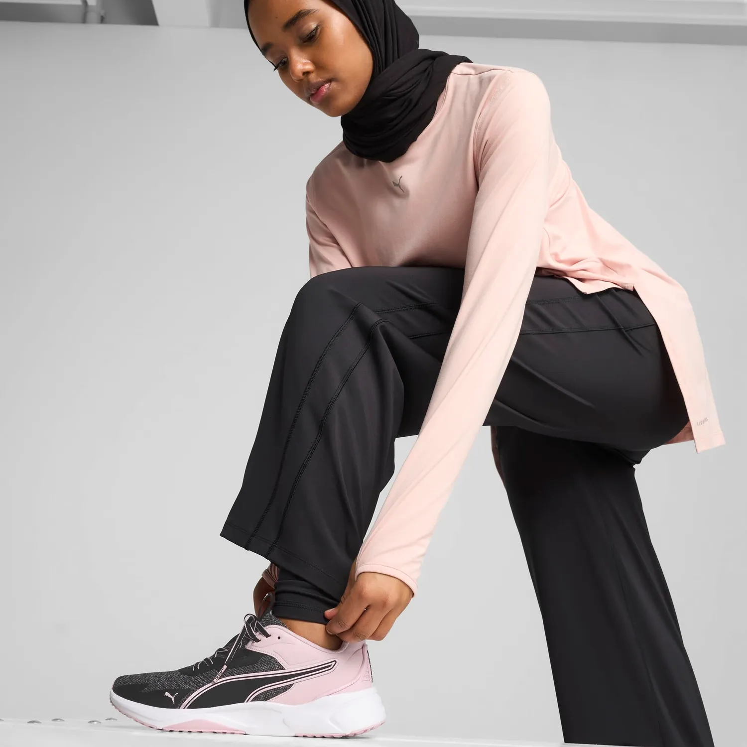 PUMA Modest Pants pantaloni donna taglia S neri