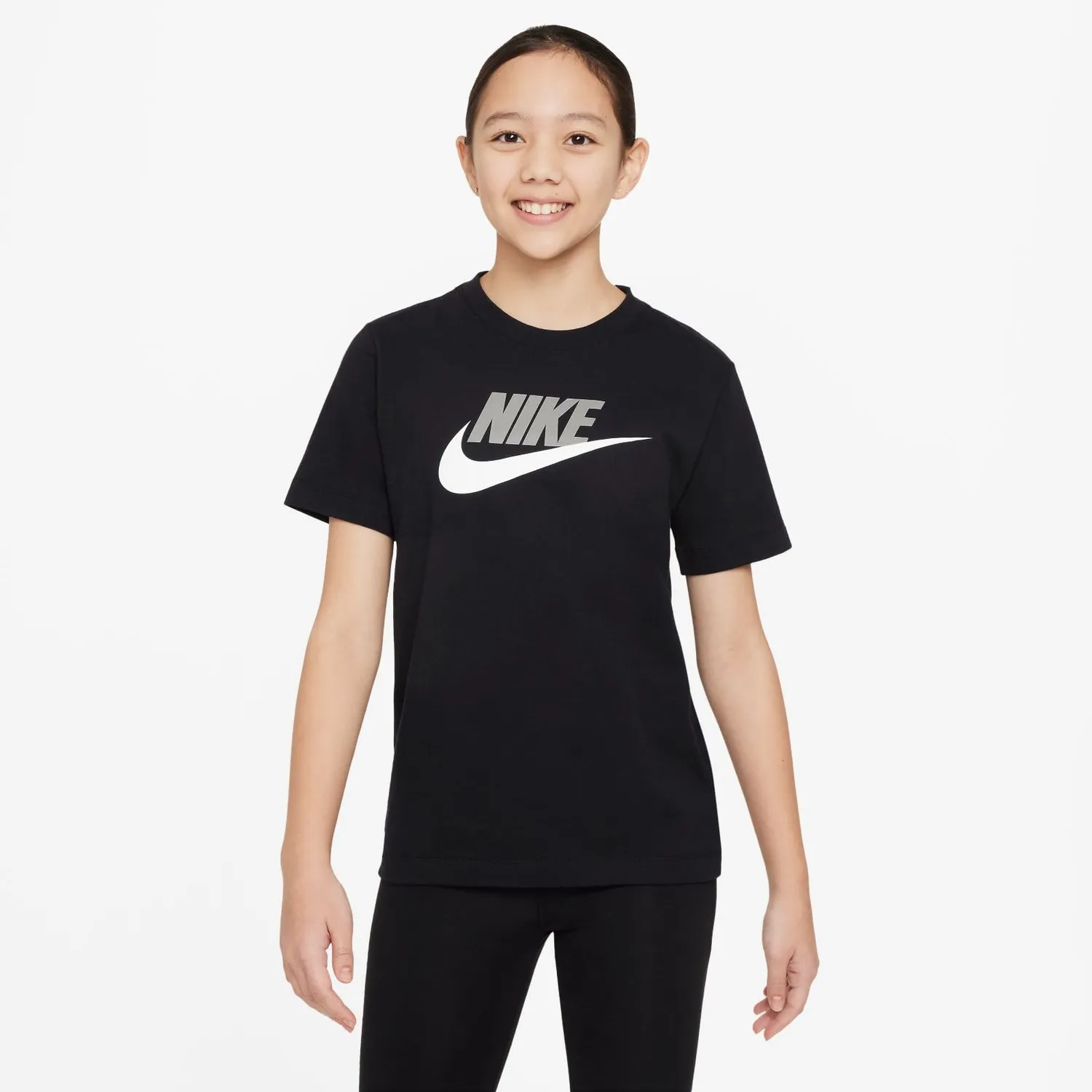 Nike NSW Tee Futura HBR t-shirt bimbi 122-128 cotone