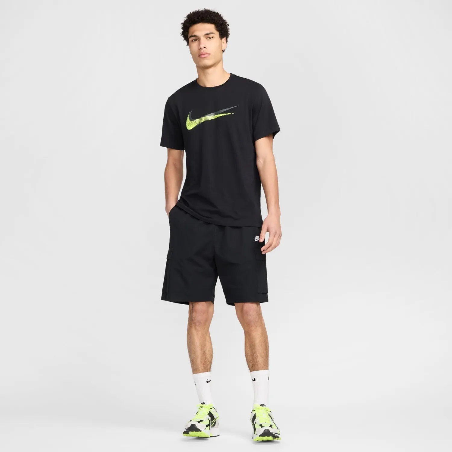 Nike Sportswear NSW Tee t-shirt uomo S nero cotone