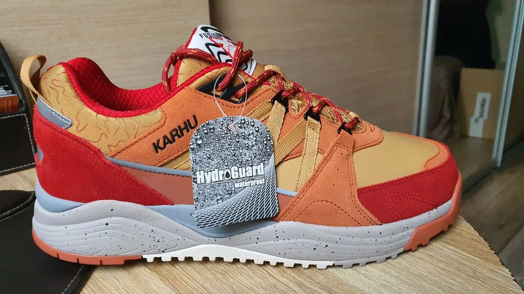 Karhu Fusion XC sneakers Icicle Wrought Iron pelle