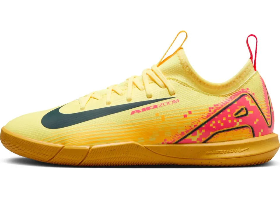 Nike Vapor 16 Academy Mbappé IC scarpe calcio 38 EU