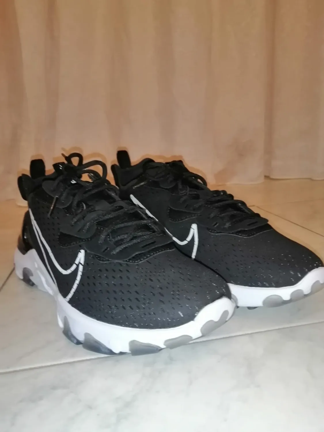Nike React Vision scarpe running nero 44 EU