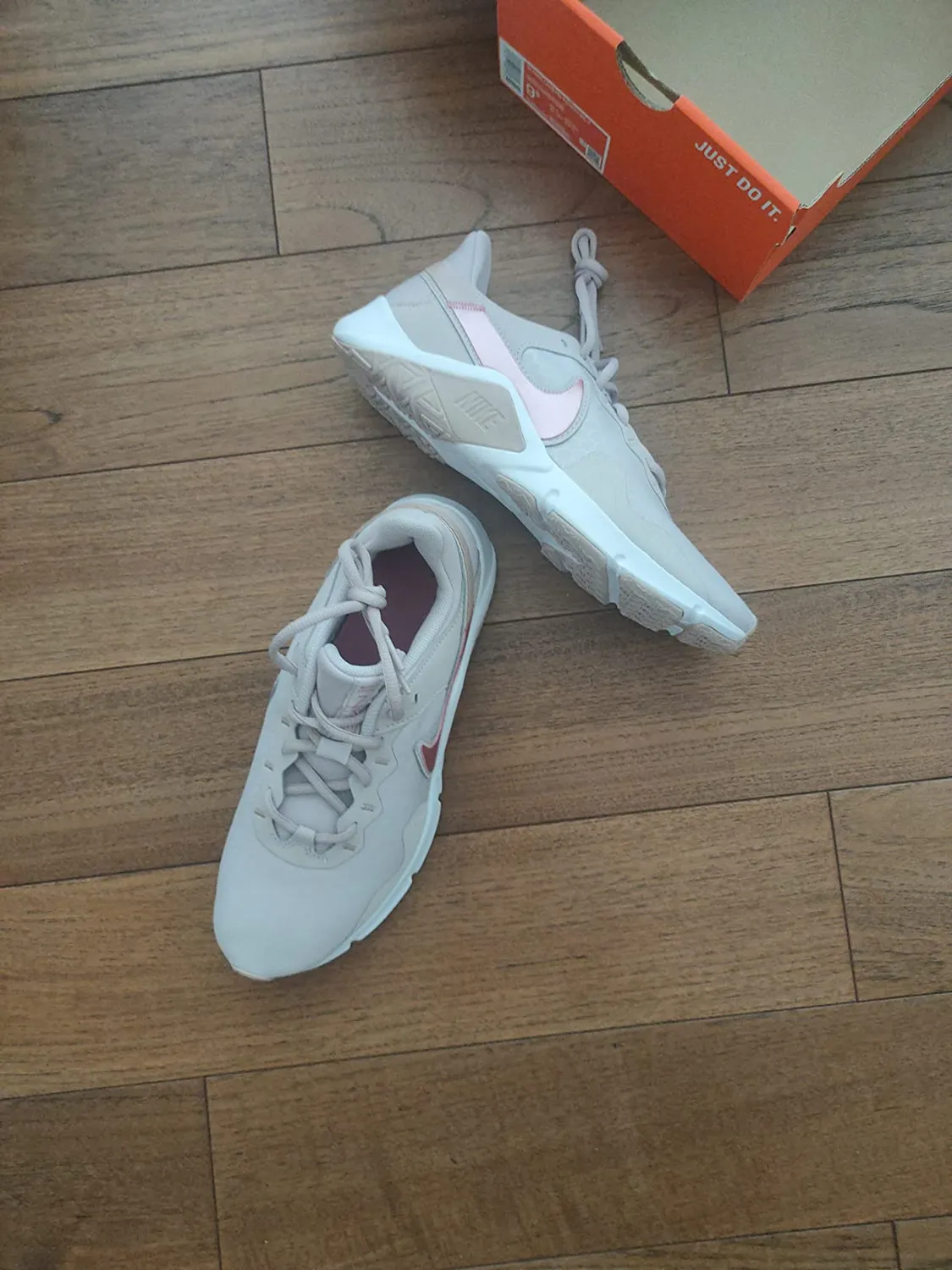 Nike Legend Essential 3 sneakers donna palestra